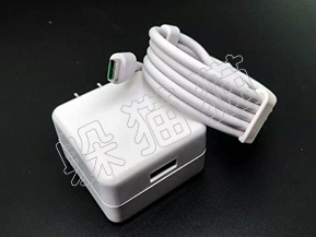 給手機買個保險！充電器防偽那些事